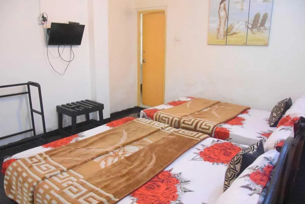 Nuwaraeliya Kings Court Hotel Nuwara Eliya Guest house